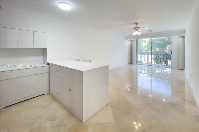 1670 Bay Road 2D, Miami Beach, FL 33139