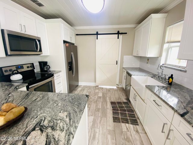 4808 LAWNVIEW Street, Jacksonville, FL 32205