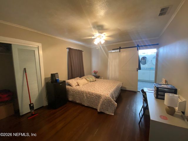 4808 LAWNVIEW Street, Jacksonville, FL 32205