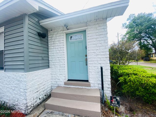 4808 LAWNVIEW Street, Jacksonville, FL 32205