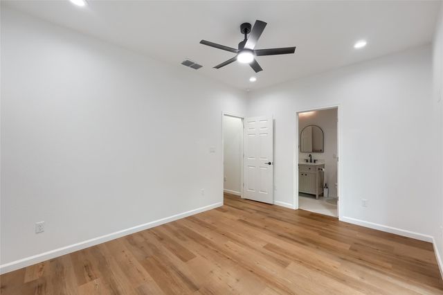 738 Chihuahua ST, Lockhart, TX 78644