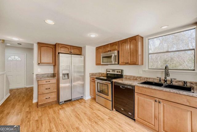 2030 Marshall Trail, Snellville, GA 30078