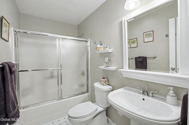 267 Kenyon Road, Cambridge, NY 12834