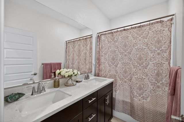 12857 Montbrook Way, Rancho Cordova, CA 95742