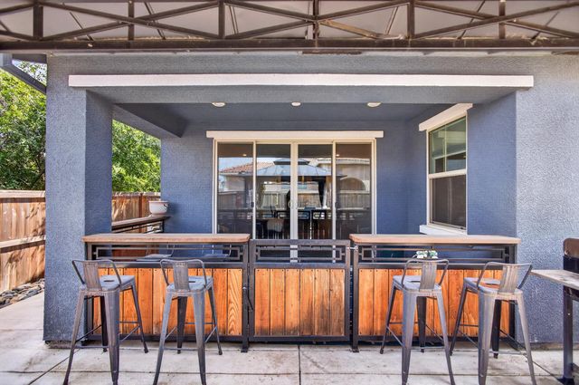 12857 Montbrook Way, Rancho Cordova, CA 95742