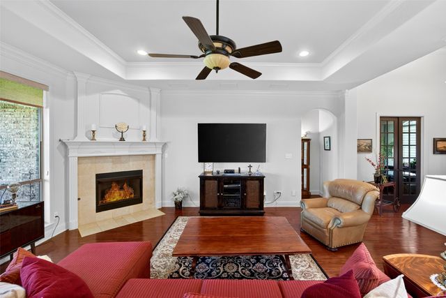 4457 Fairway View Drive, Fort Worth, TX 76008
