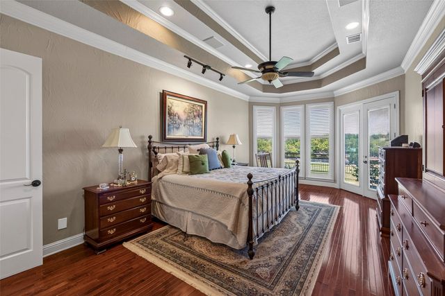 4457 Fairway View Drive, Fort Worth, TX 76008