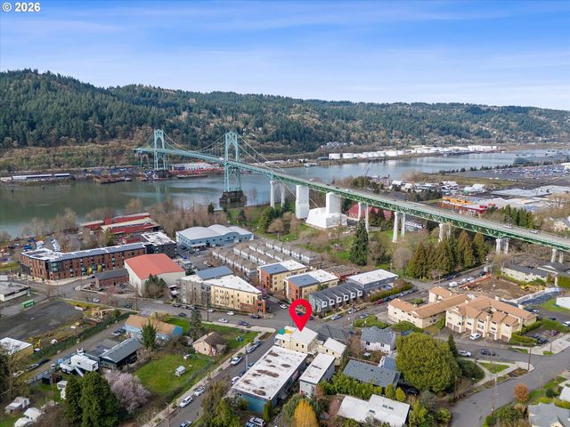 8531 N EDISON St N, Portland, OR 97203