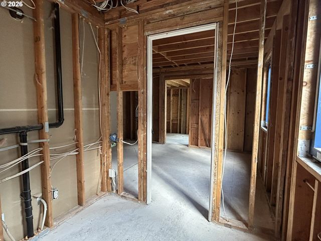 8531 N EDISON St N, Portland, OR 97203