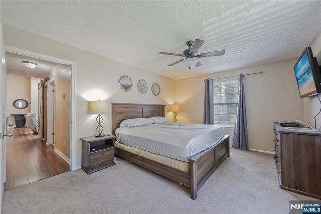 1066 Ash Drive, Mahwah, NJ 07430