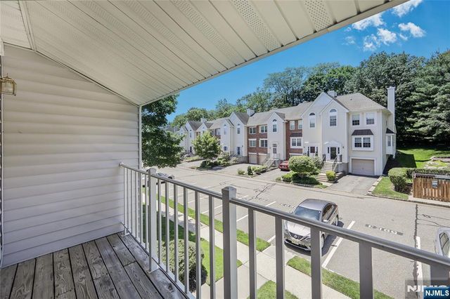 1066 Ash Drive, Mahwah, NJ 07430