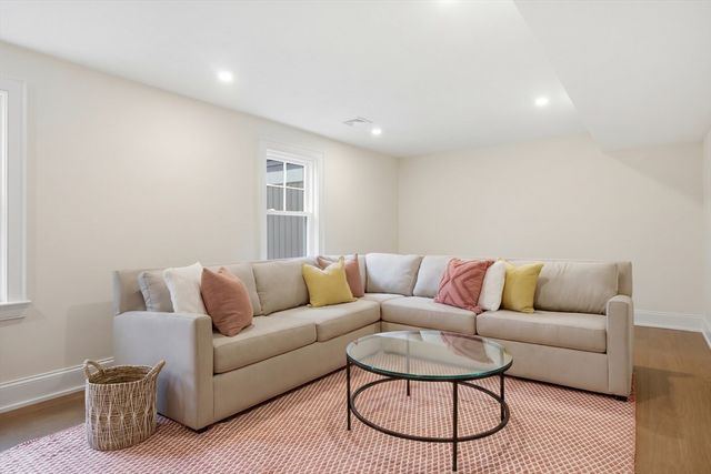 305 Concord Rd 2, Billerica, MA 01821