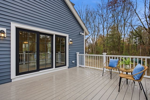 305 Concord Rd 2, Billerica, MA 01821