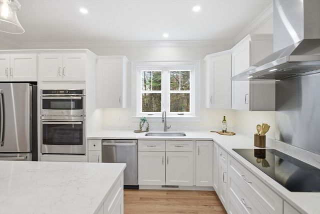 305 Concord Rd 2, Billerica, MA 01821