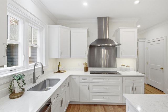 305 Concord Rd 2, Billerica, MA 01821