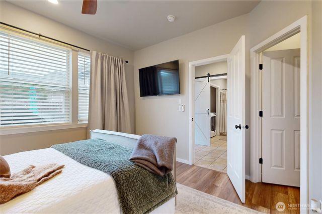 891 SE Larkspur Pl, College Place, WA 99324