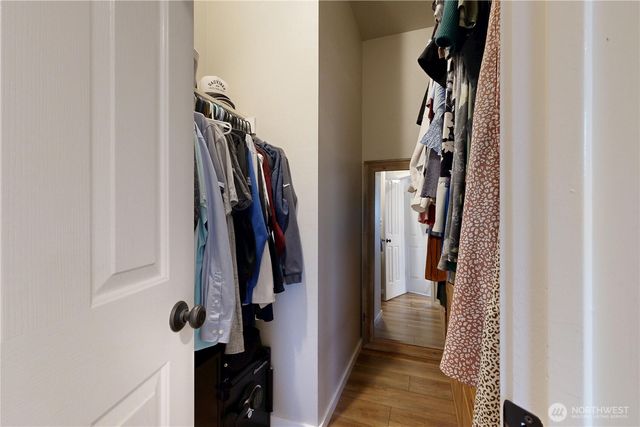 891 SE Larkspur Pl, College Place, WA 99324