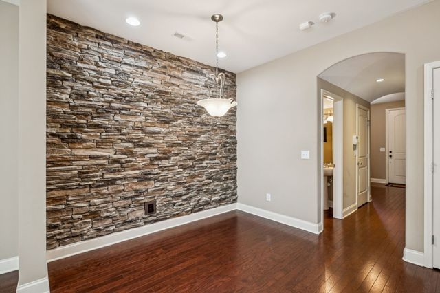 419 Waterbrook Dr, Mount Juliet, TN 37122