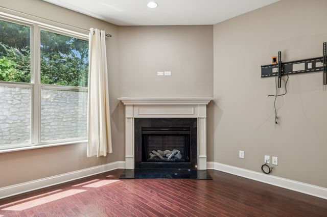 419 Waterbrook Dr, Mount Juliet, TN 37122