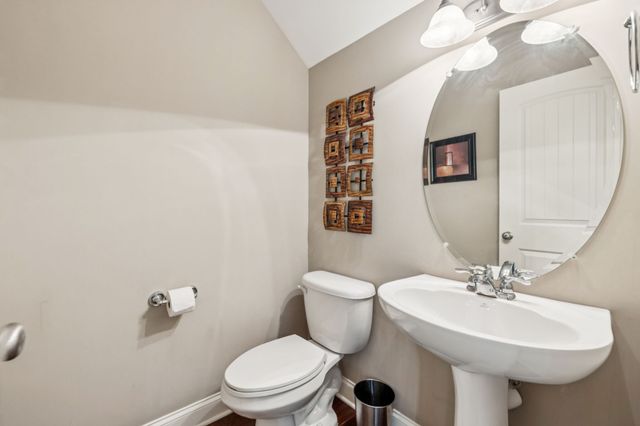 419 Waterbrook Dr, Mount Juliet, TN 37122