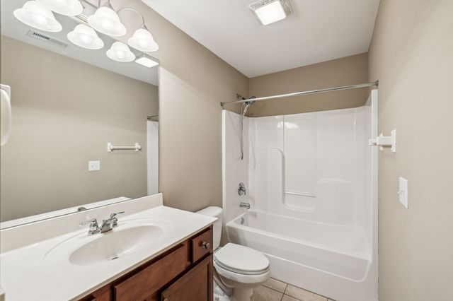 419 Waterbrook Dr, Mount Juliet, TN 37122