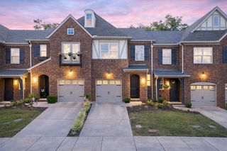 419 Waterbrook Dr, Mount Juliet, TN 37122