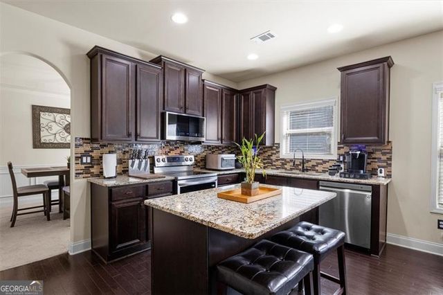 3820 Kings Bridge Drive, Douglasville, GA 30135