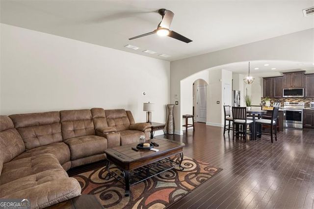 3820 Kings Bridge Drive, Douglasville, GA 30135