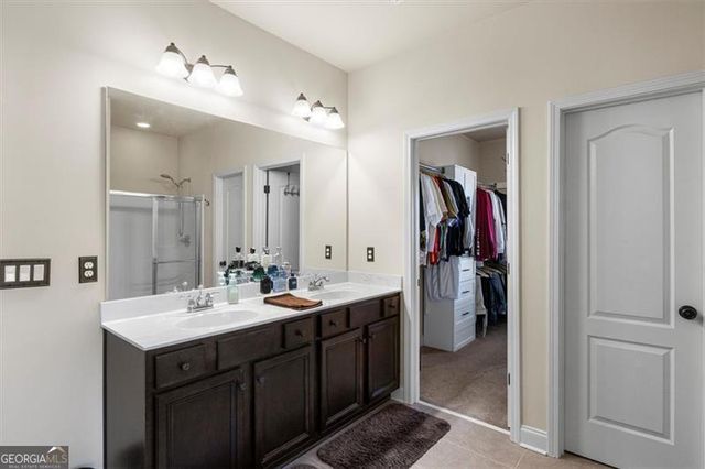 3820 Kings Bridge Drive, Douglasville, GA 30135