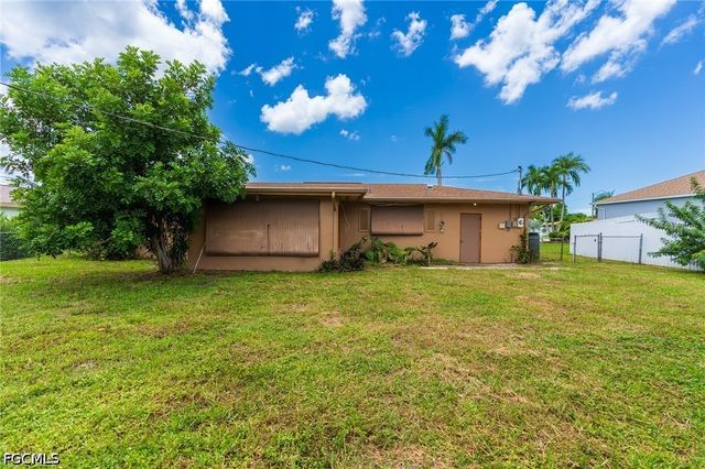 235 SE 45th ST, Cape Coral, FL 33904