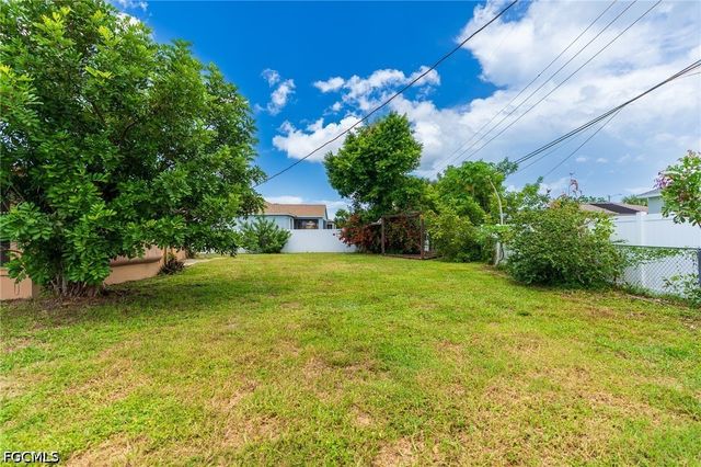 235 SE 45th ST, Cape Coral, FL 33904