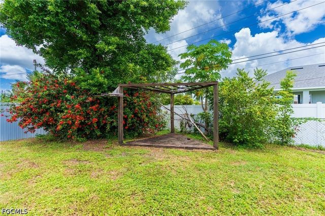 235 SE 45th ST, Cape Coral, FL 33904