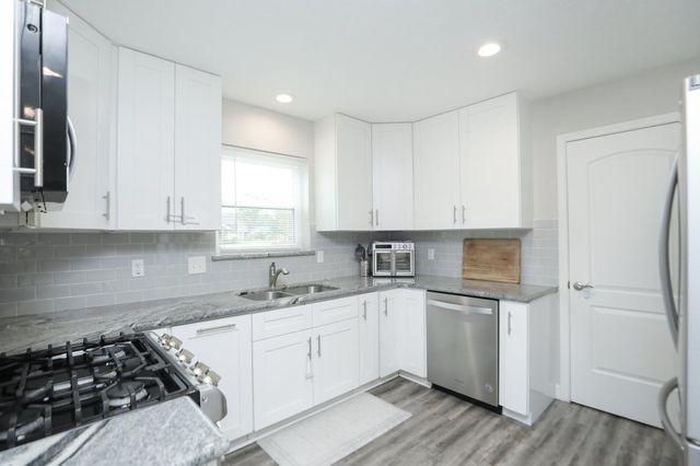 19003 Casper Drive, Spring, TX 77373