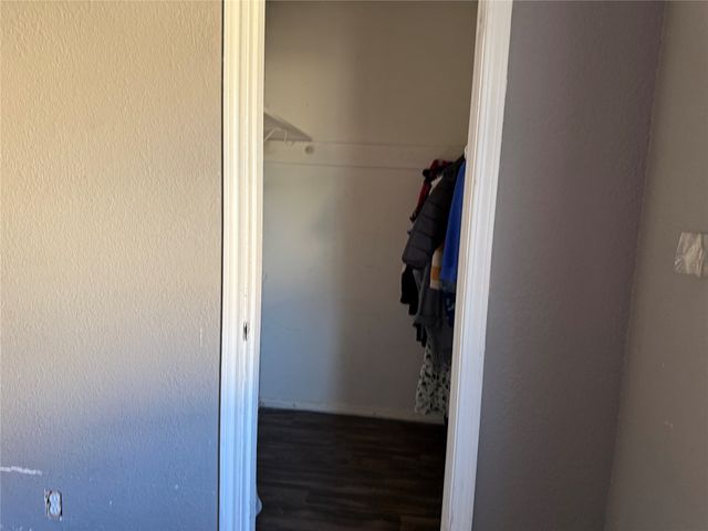 1733 Continental Drive, Blue Mound, TX 76131