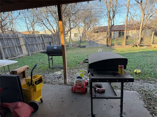 1733 Continental Drive, Blue Mound, TX 76131