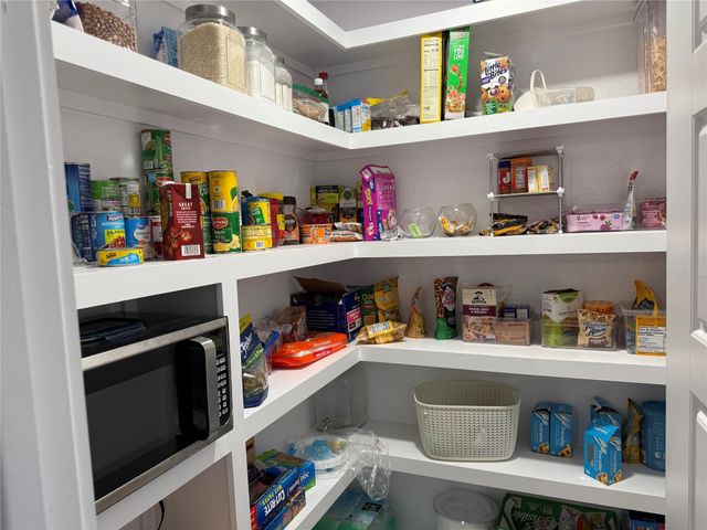 1733 Continental Drive, Blue Mound, TX 76131