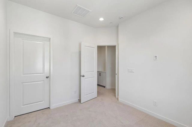 323 Jimson Glen, Escondido, CA 92025