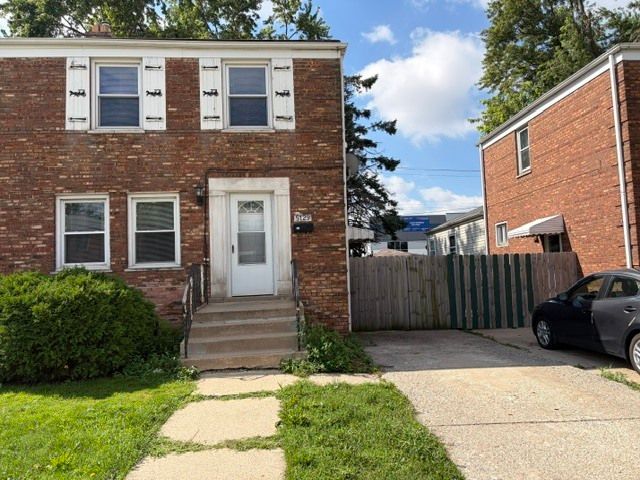 5129 W 64th Place, Chicago, IL 60638