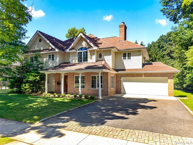 60 Plymouth Road, Great Neck, NY 11023
