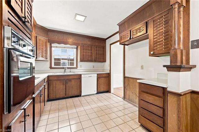 2008 Medhurst Drive, Greensboro, NC 27410