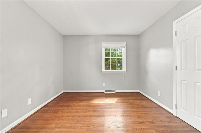 2008 Medhurst Drive, Greensboro, NC 27410