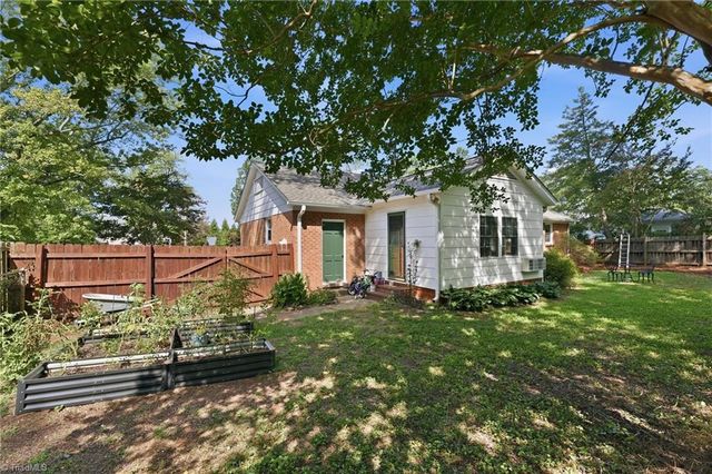 2008 Medhurst Drive, Greensboro, NC 27410