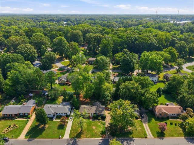 2008 Medhurst Drive, Greensboro, NC 27410