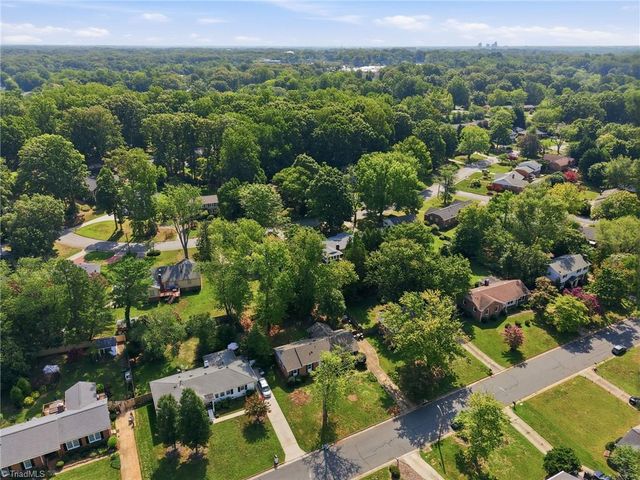 2008 Medhurst Drive, Greensboro, NC 27410