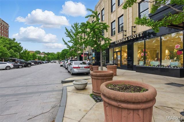 4366 W Pine Boulevard CW, St Louis, MO 63108