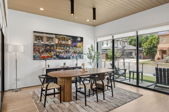 5548 Sears Street, Dallas, TX 75206