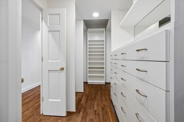 3711 San Felipe Street 14A, Houston, TX 77027