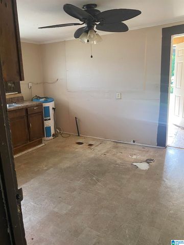 3206 4TH AVENUE N, Bessemer, AL 35020