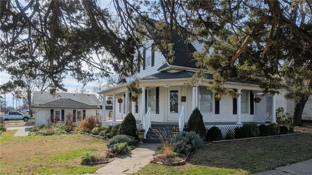 923 Cherokee Street, Humboldt, KS 66748