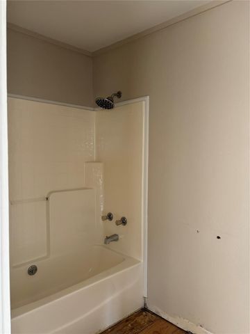 1001 S 5th Street, Crockett, TX 75835